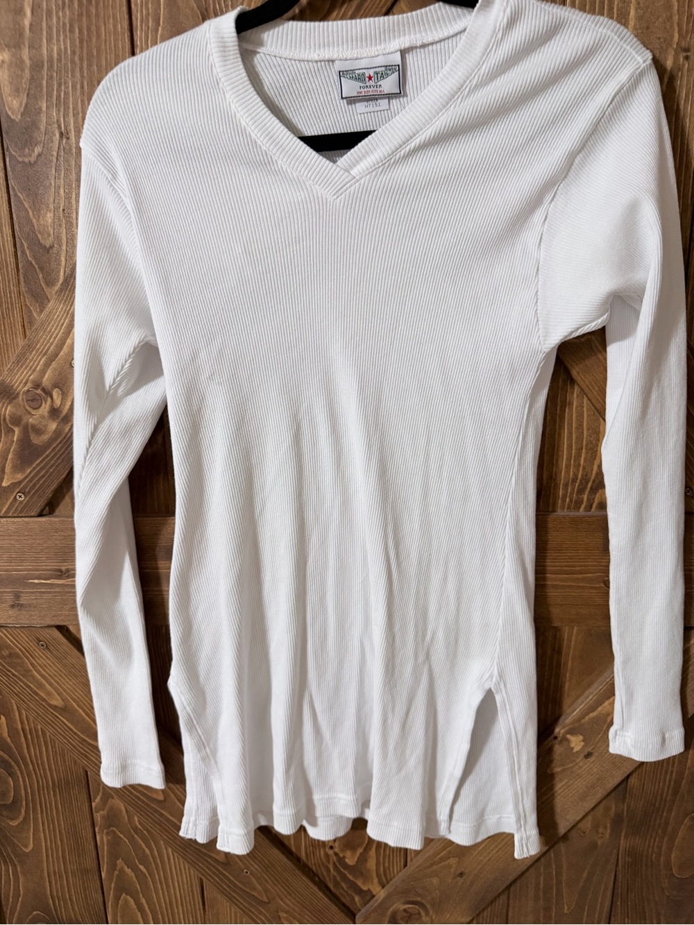Hard Tail White Ribbed V‑Neck Long Sleeve Top